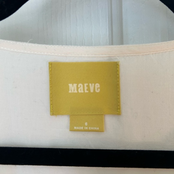 Maeve Ivory Long-Sleeve Button Down Blouse Size 6 at Anthropologie - Picture 2 of 5